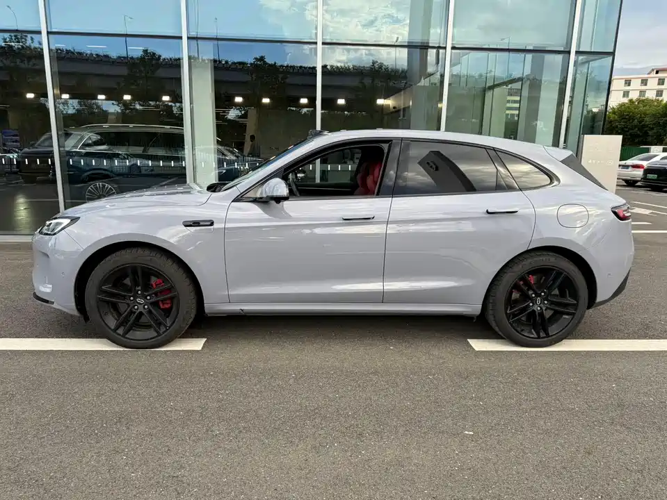 HarmonyOS Ask the world M5