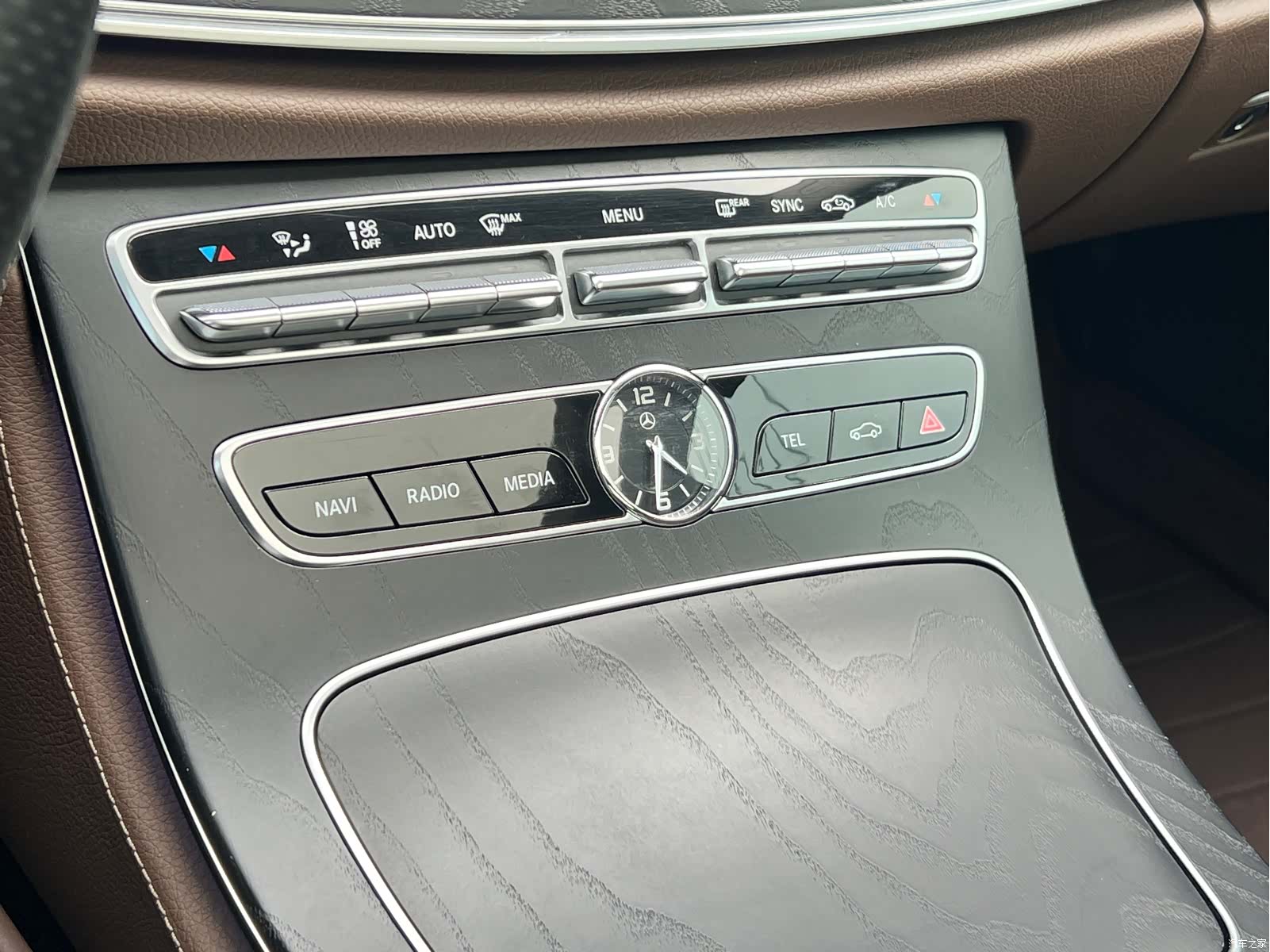 Mercedes-Benz E-Class, 2018 13