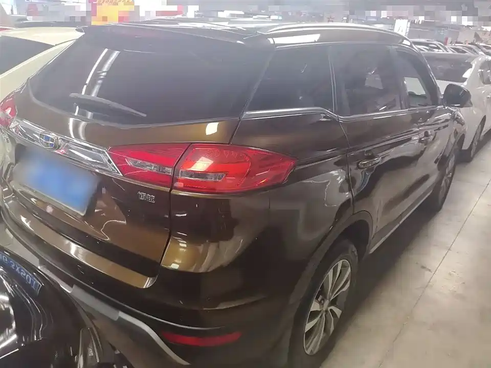 Geely Atlas