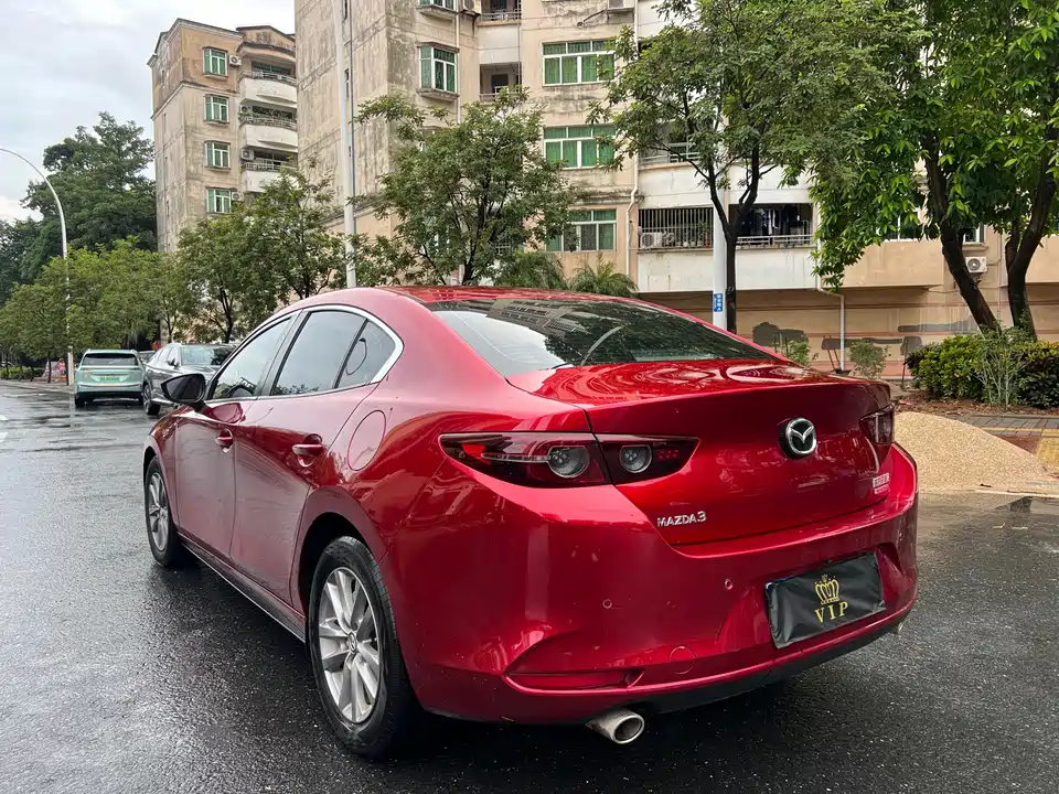 Mazda 3 Angkesaila
