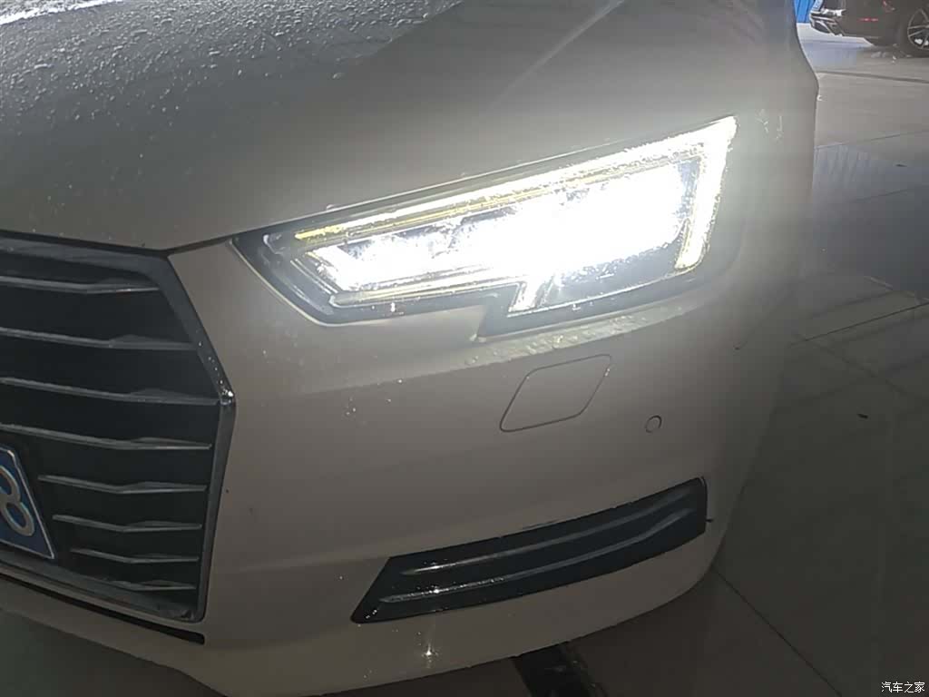 Audi A4L, 2018 24