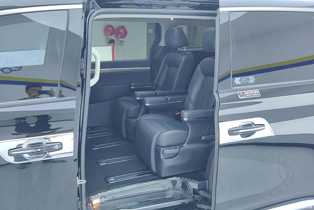 Trumpchi M8, 2019 11
