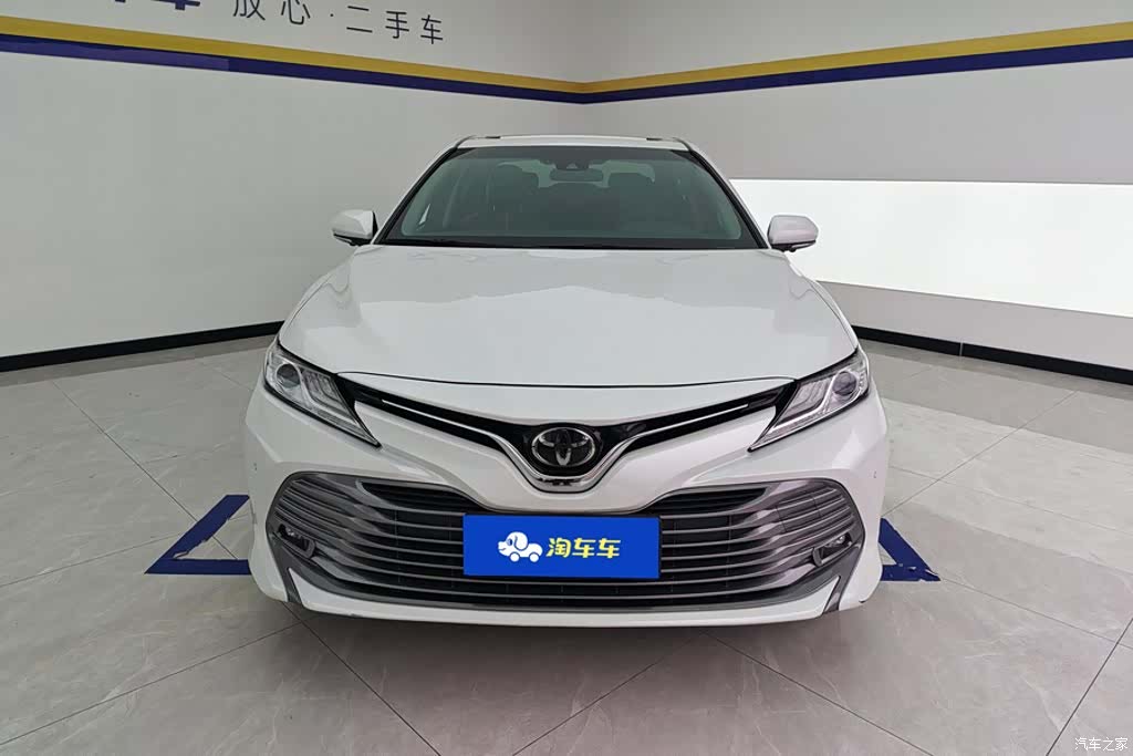 Toyota Camry, 2021 2