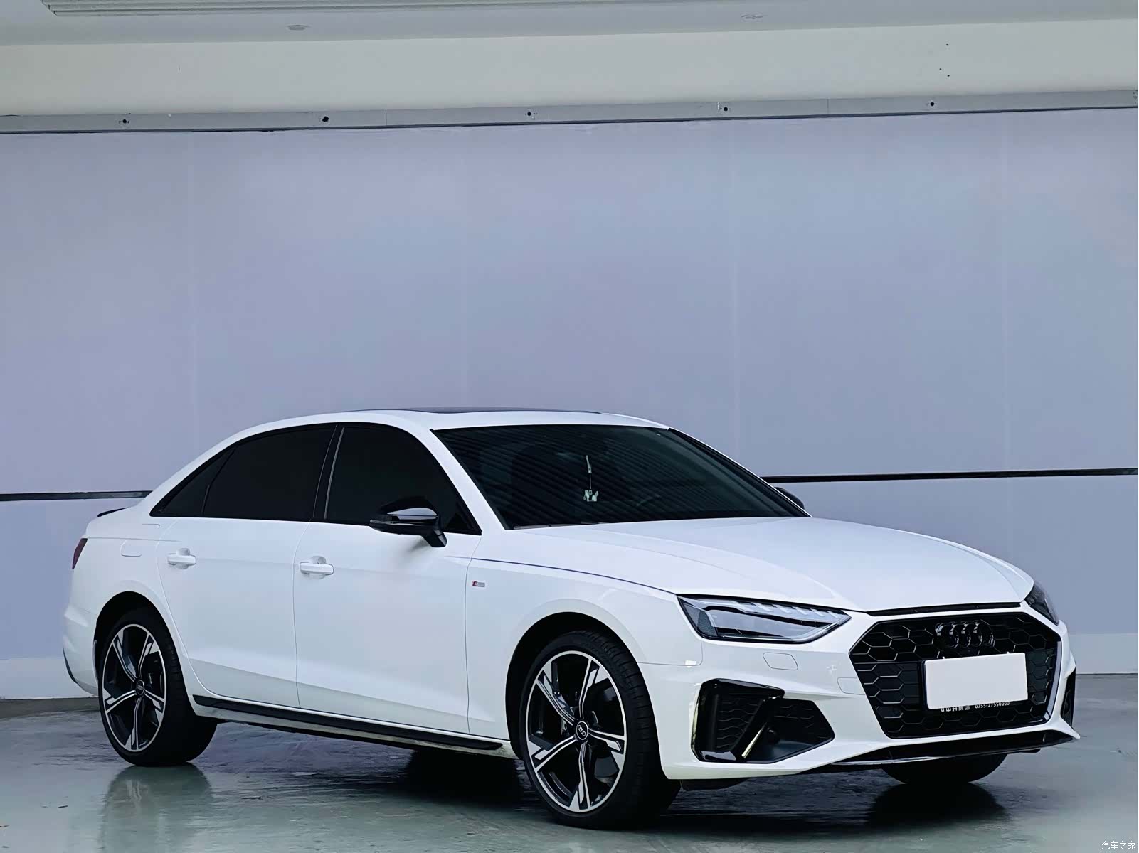 Audi A4L, 2025 3