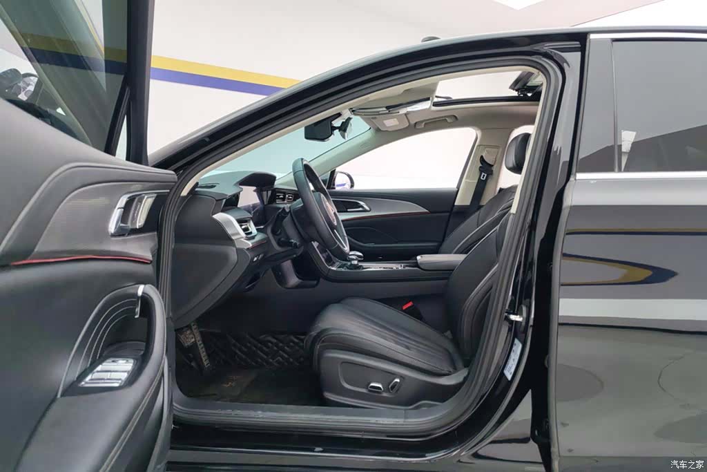 Hongqi H5, 2024 9