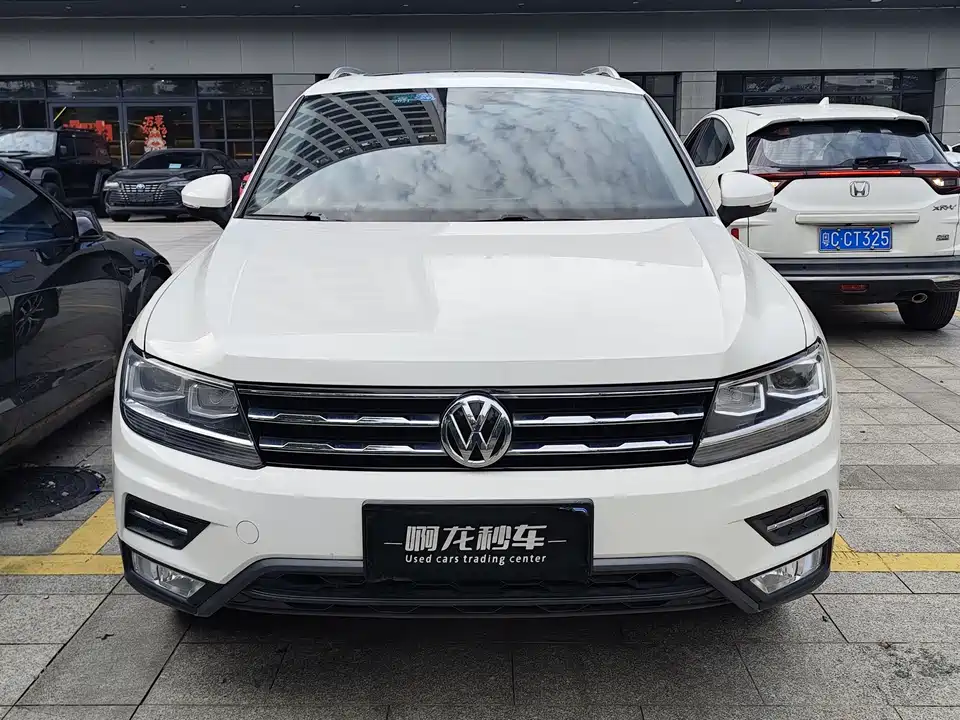 Volkswagen Tiguan L