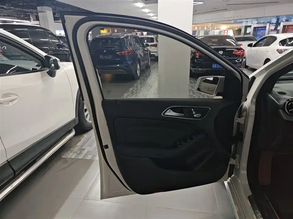 Mercedes-Benz Class B