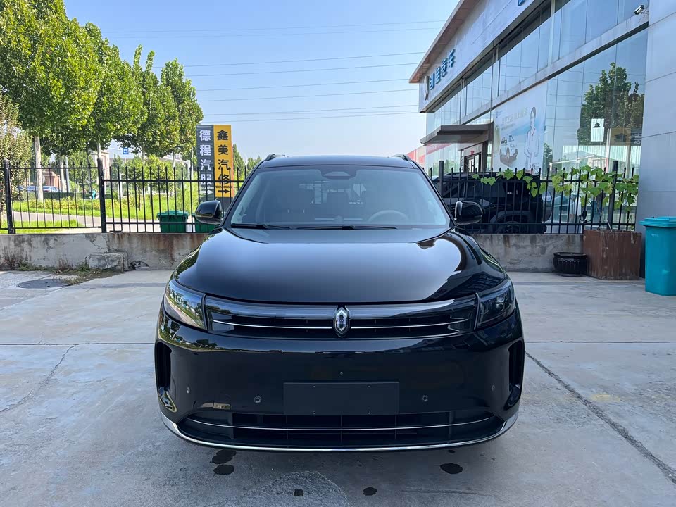 AITO Ask the world M7