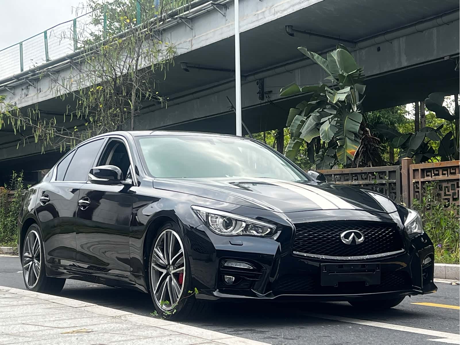 Infiniti Q50L, 2015 3