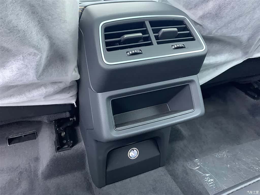 Audi e-tron, 2026 25