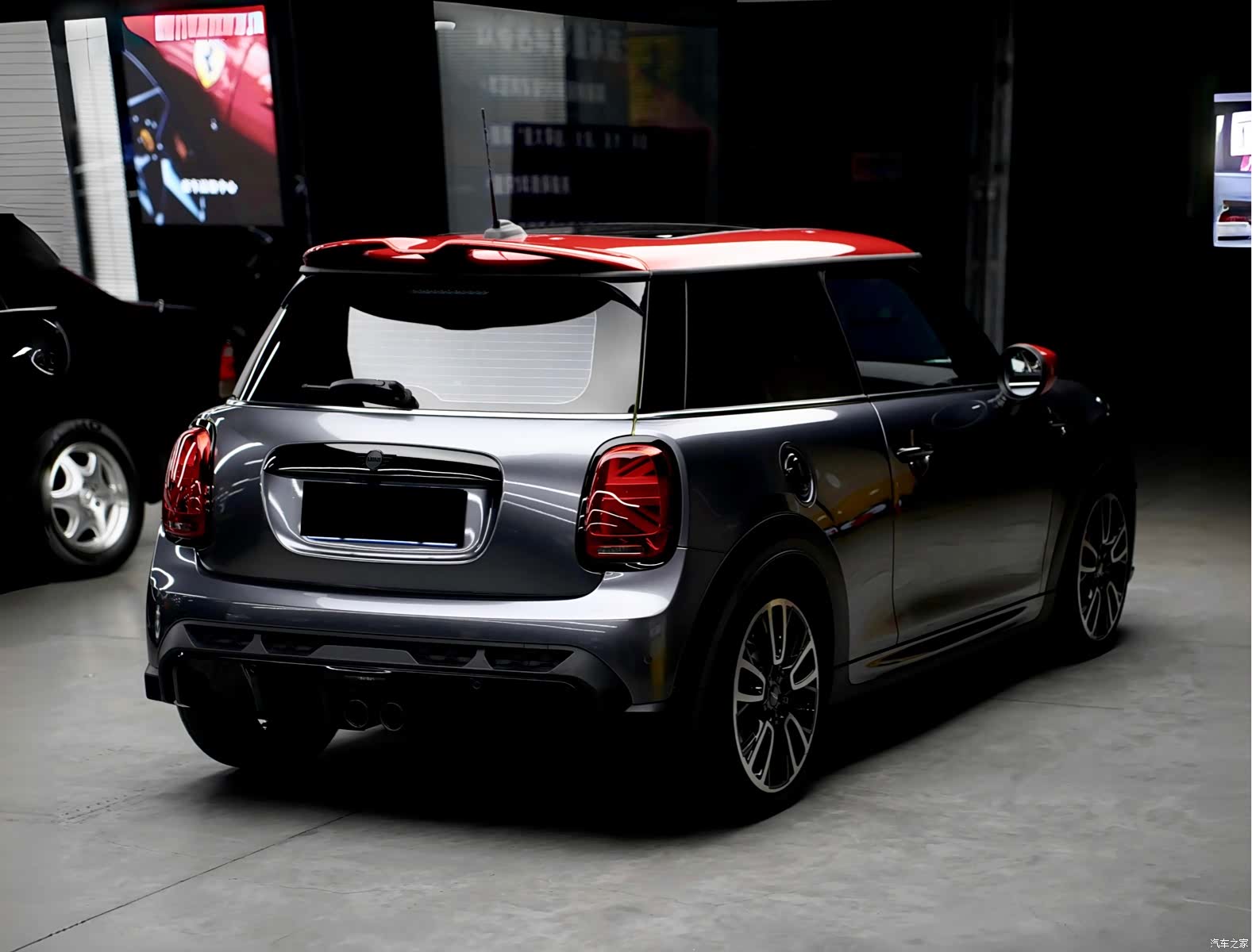 Mini Cooper, 2024 4