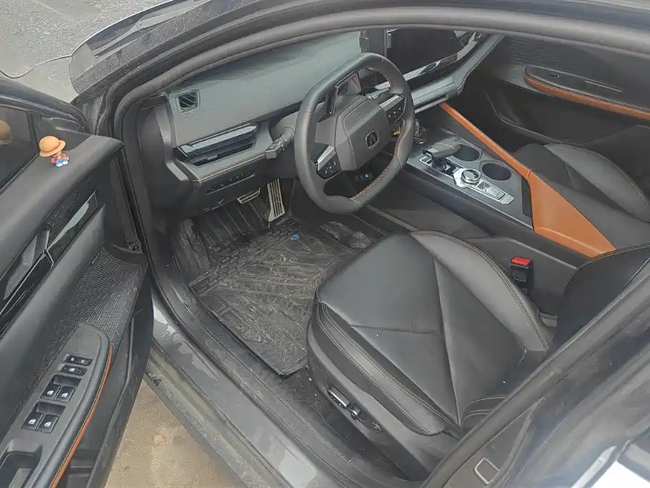 Changan UNI-V Smart iDD