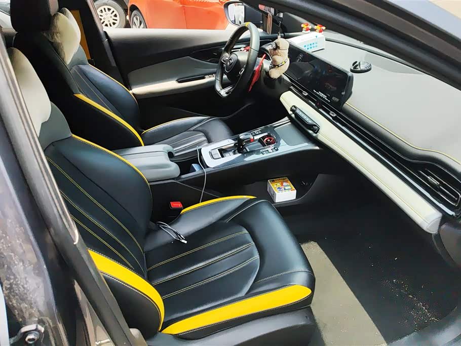 Trumpchi Shadow Leopard