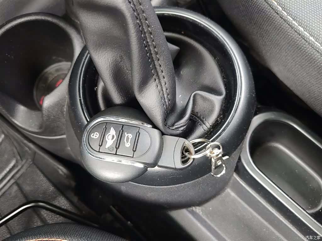 Mini ONE, 2015 17