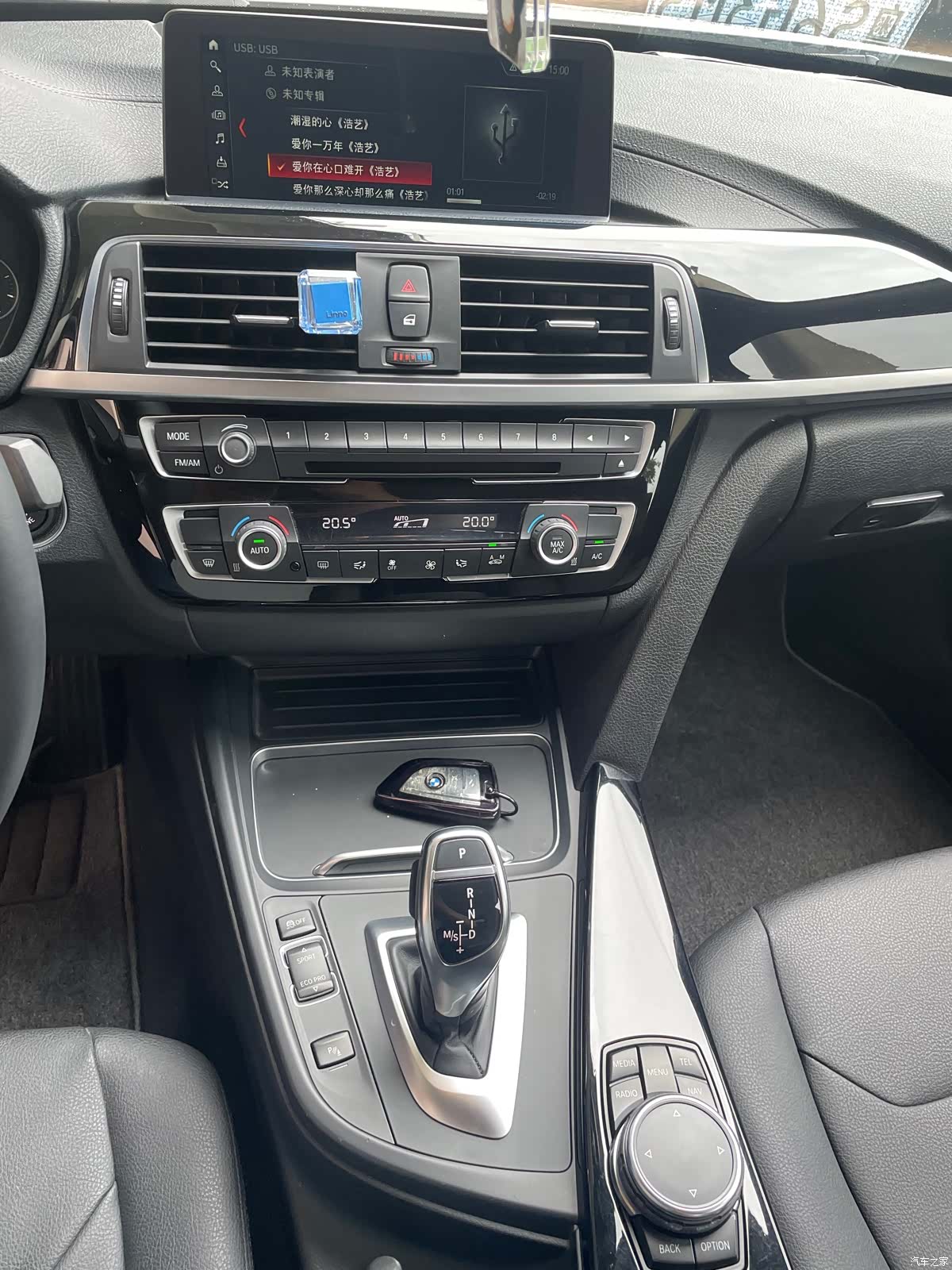 BMW 3 Series, 2018 все фото