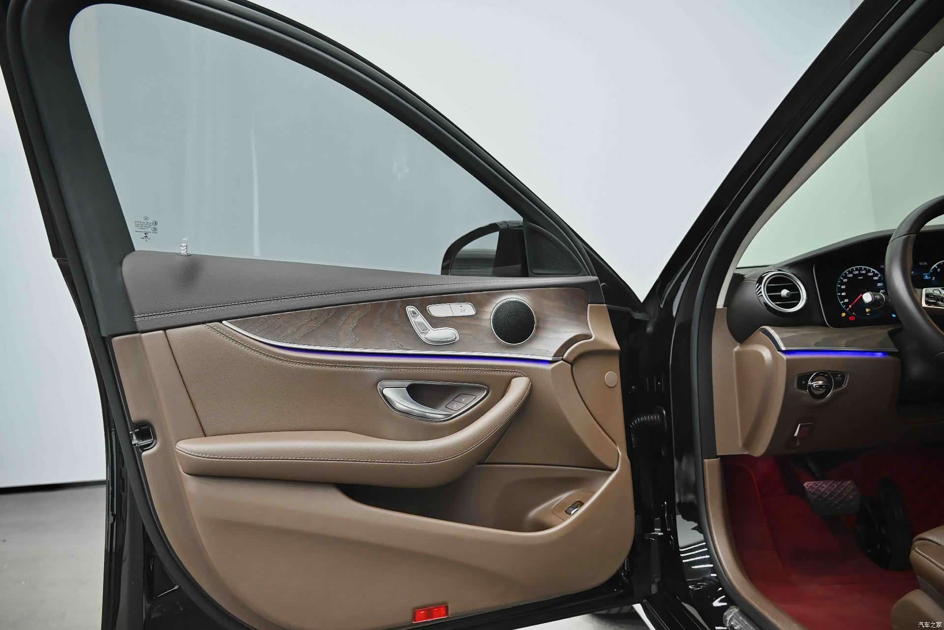 Mercedes-Benz E-Class, 2022 23