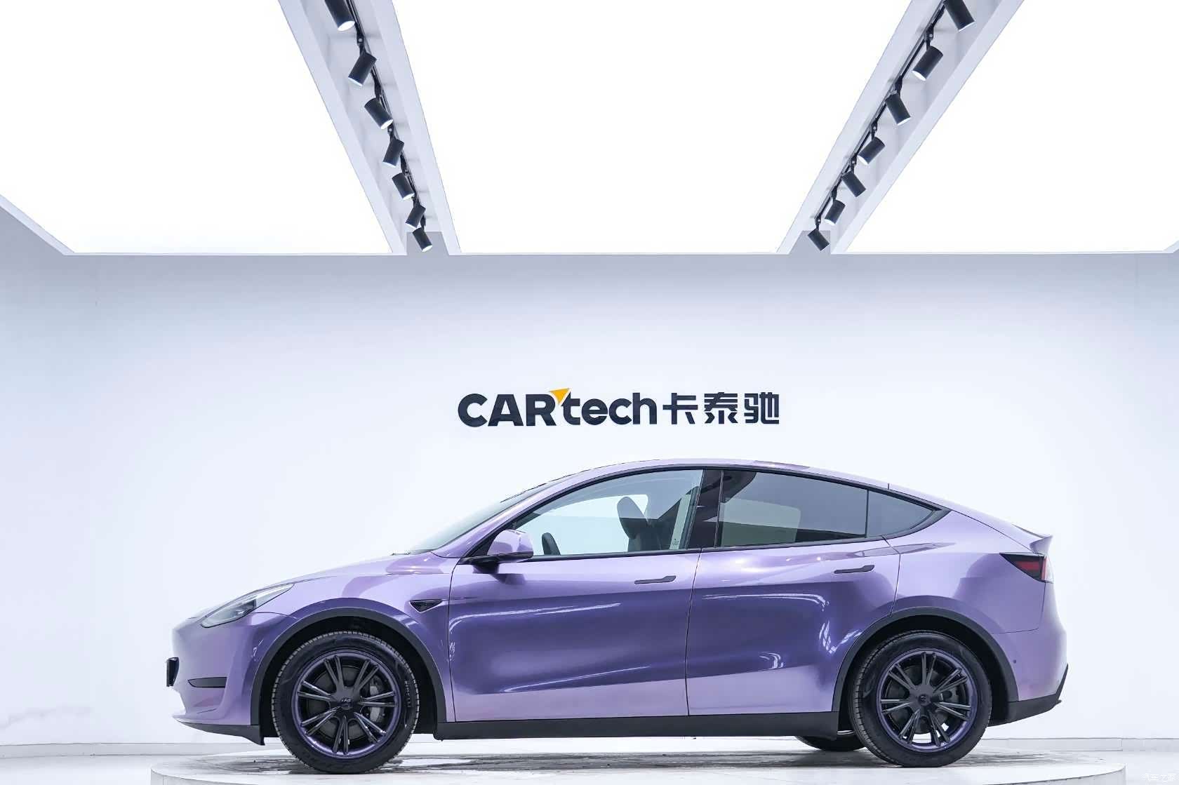 Tesla Model Y, 2022 4
