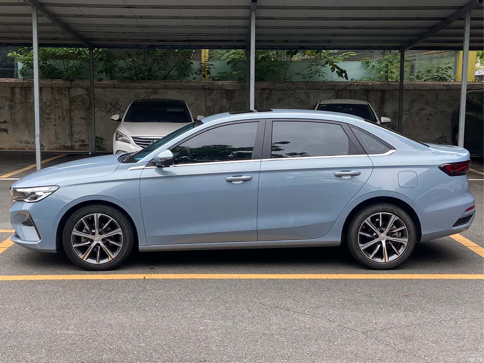 Geely Emgrand, 2023 6