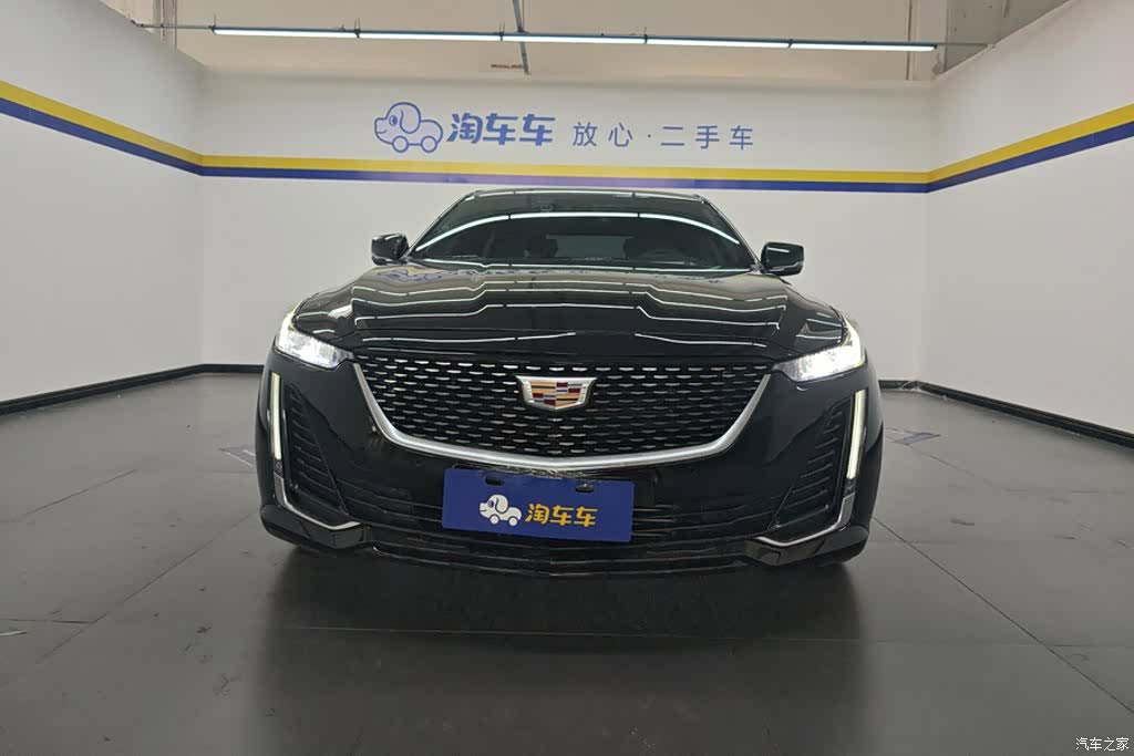 Cadillac CT5, 2022 2
