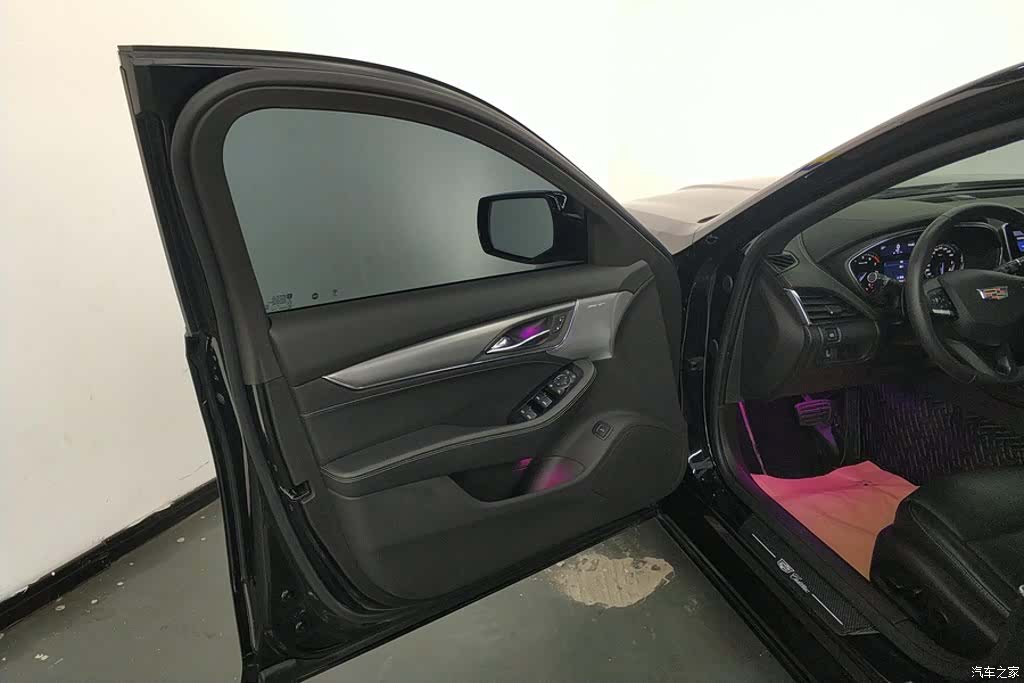 Cadillac CT5, 2022 7