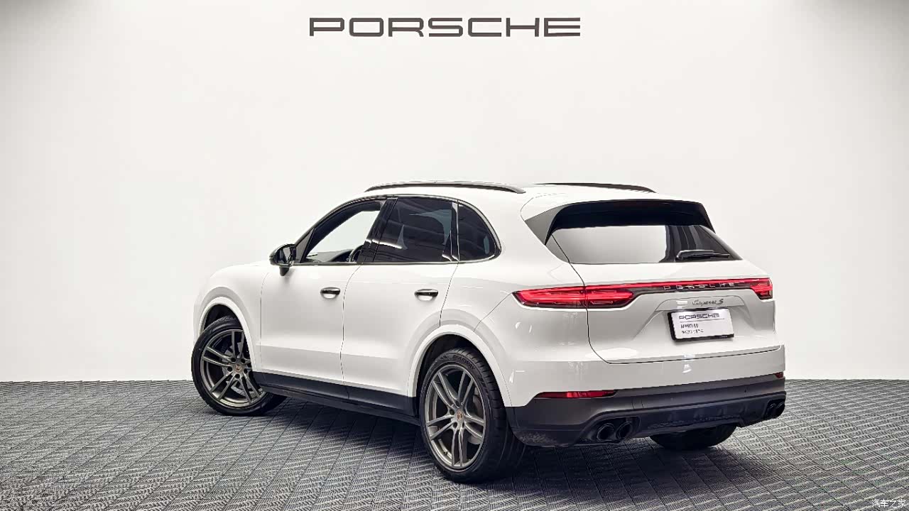 Porsche Cayenne, 2023 4