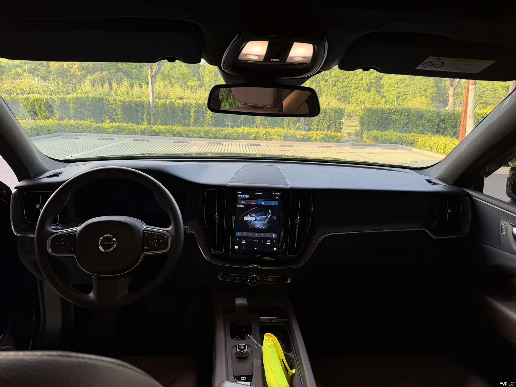 Volvo XC60, 2025 6