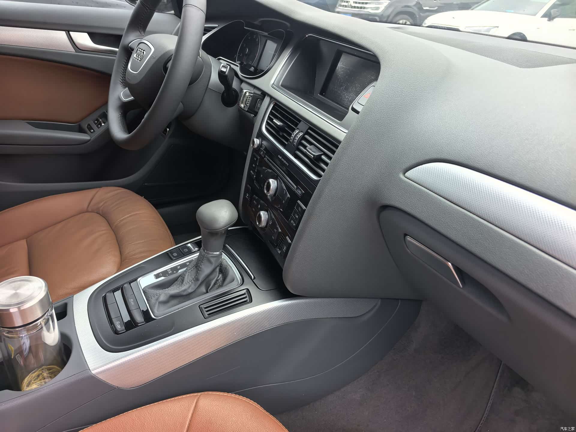 Audi A4L, 2016 11