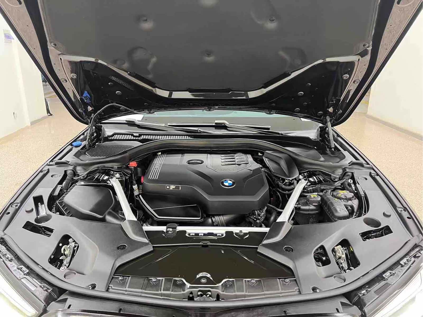 BMW 5 Series, 2021 22