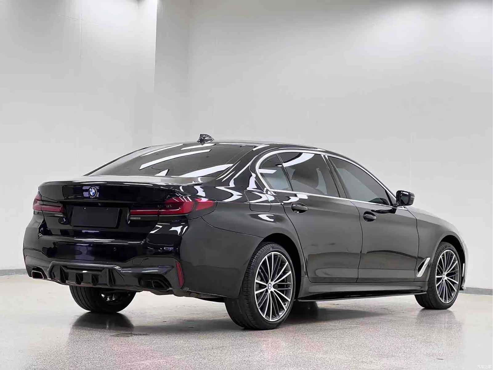 BMW 5 Series, 2021 26
