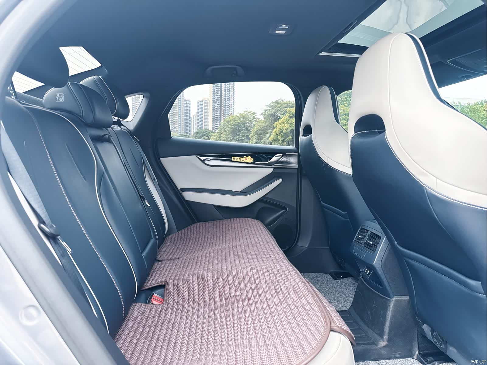 BYD Qin, 2022 18