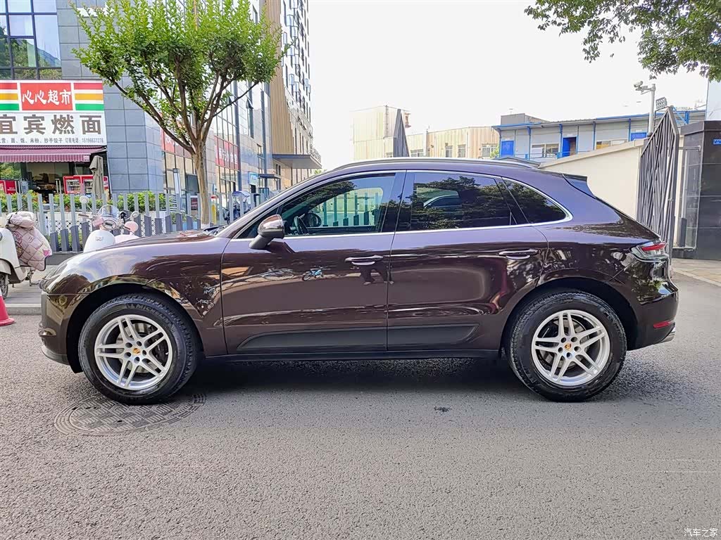 Porsche Macan, 2021 3