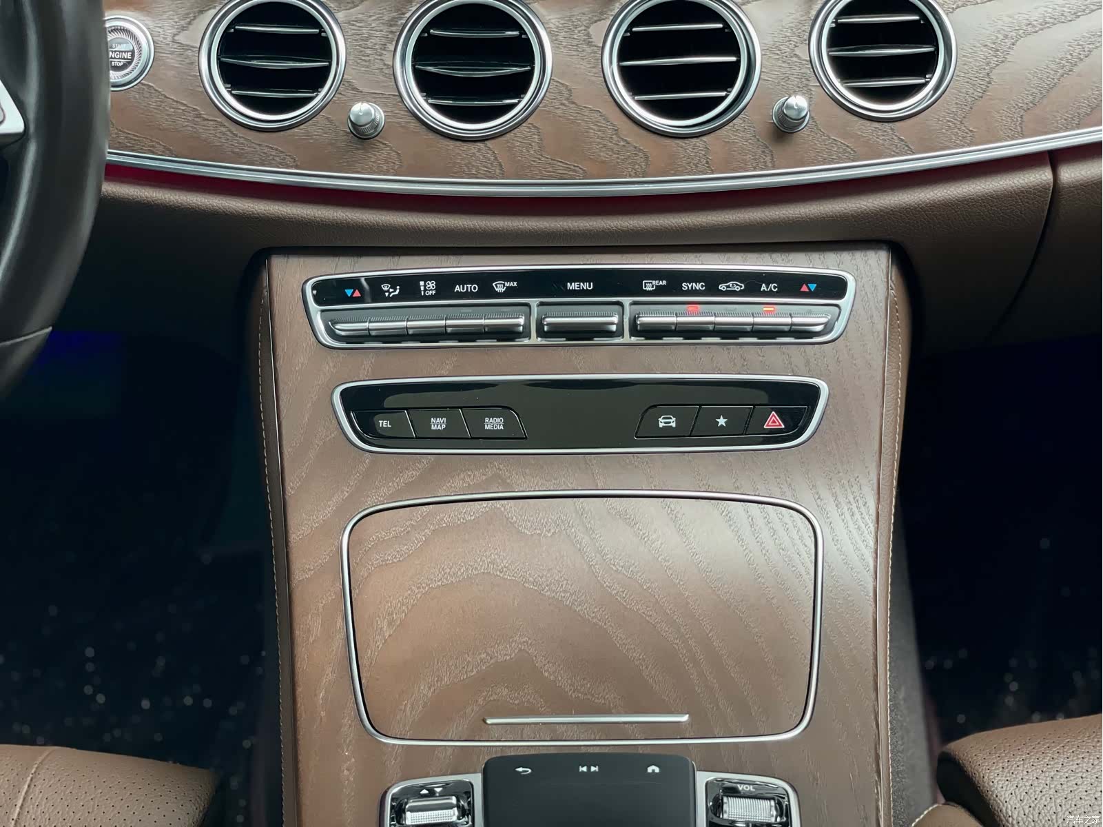 Mercedes-Benz E-Class, 2022 23