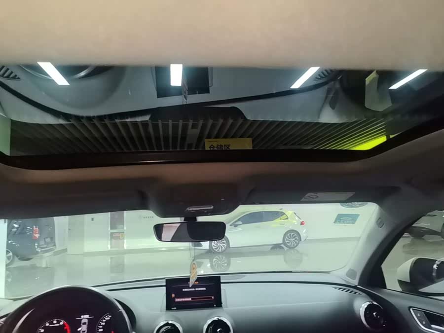 Audi A3 2020, фото 18