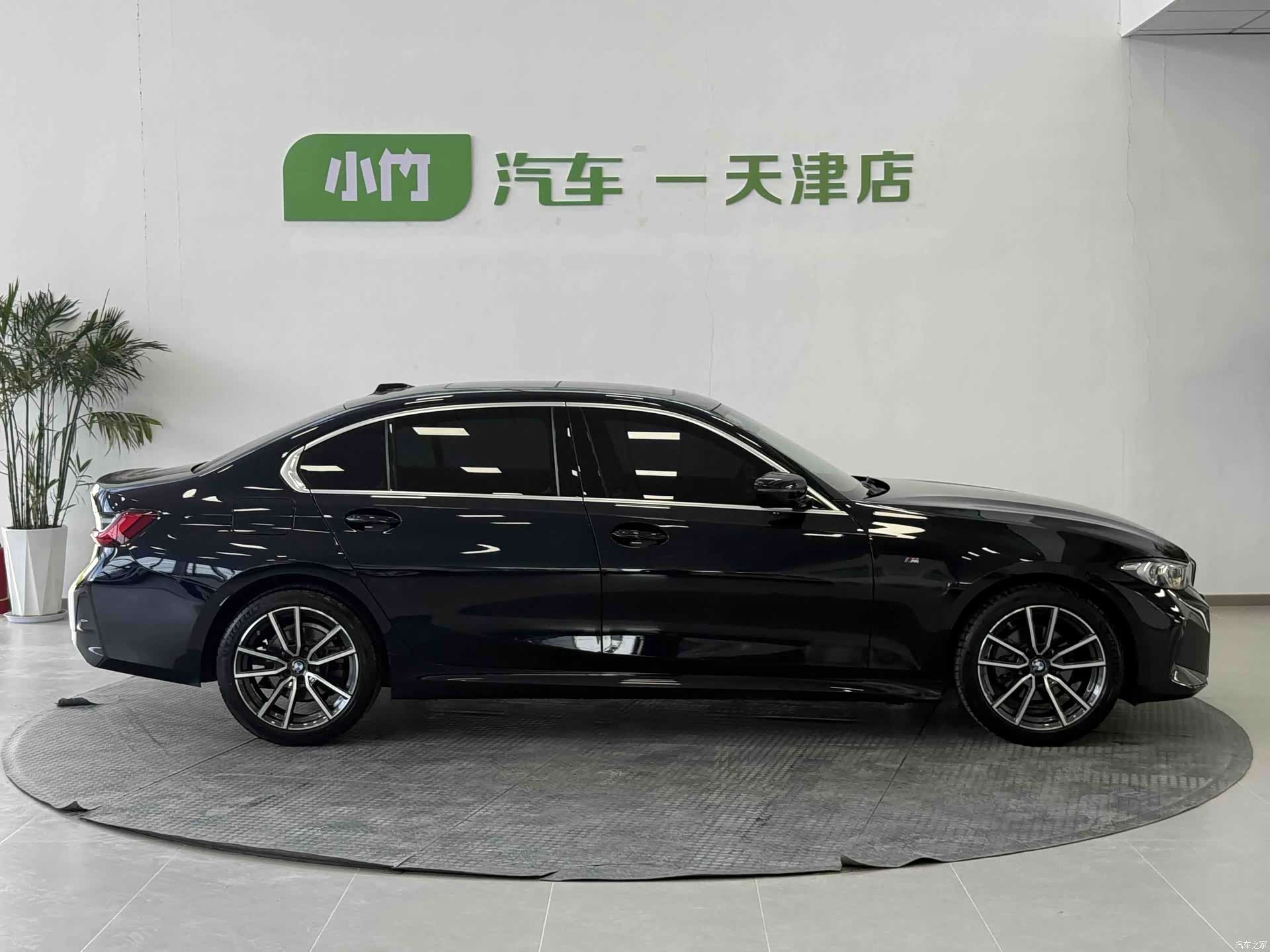 BMW 3 Series, 2023 7