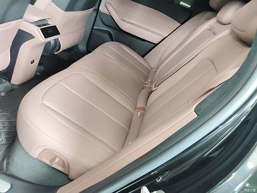 NIO EC6, 2025 13