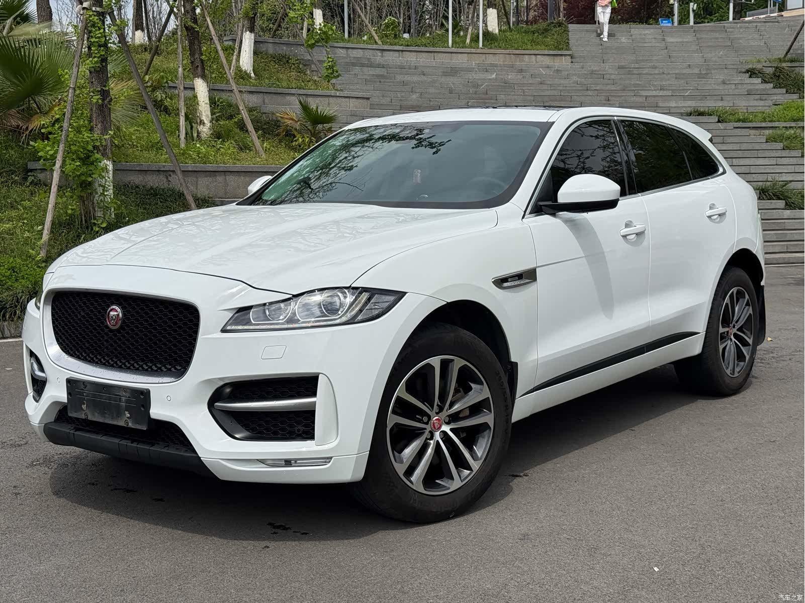 Jaguar F-PACE, 2017 2