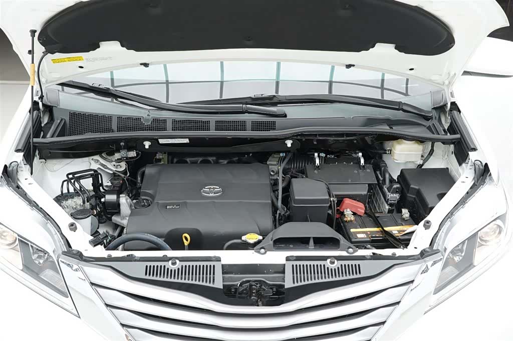 Toyota Sienna, 2016 32