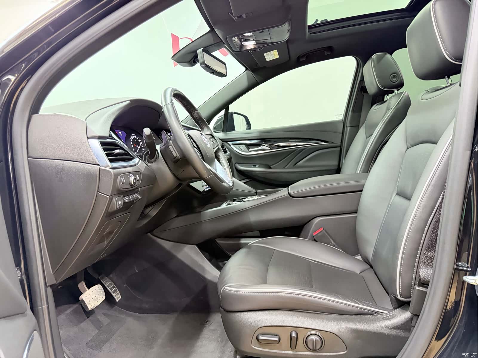 Buick Enclave, 2023 29