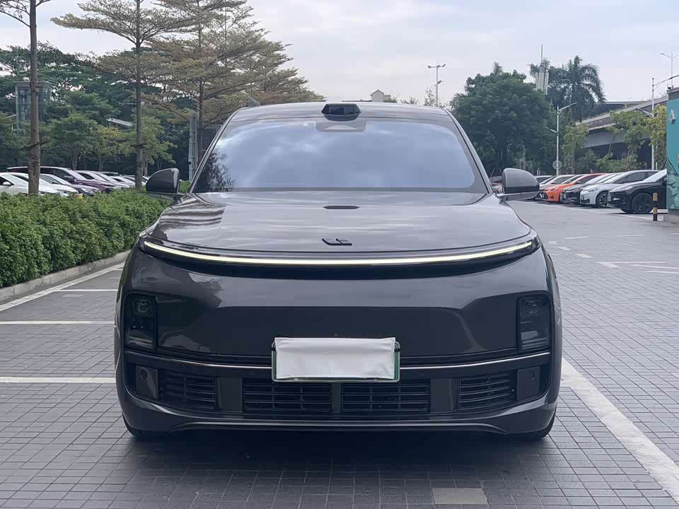 Li Auto Ideal L8