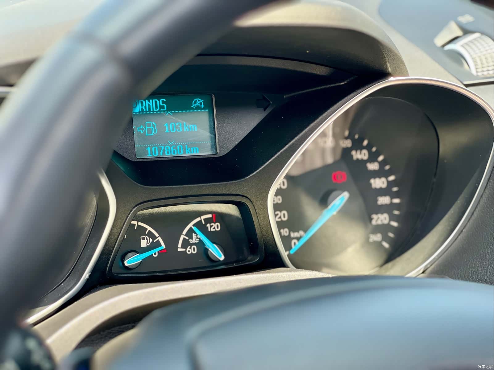 Ford Kuga, 2018 11