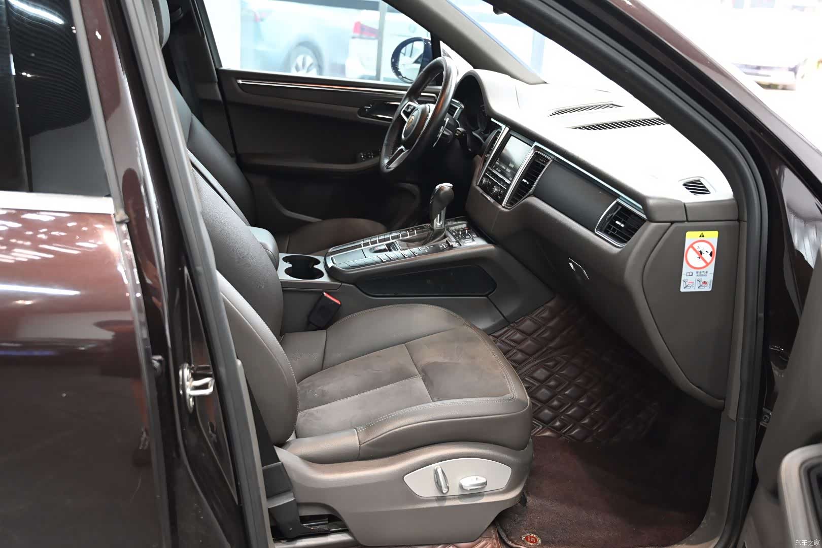Porsche Macan, 2016 9