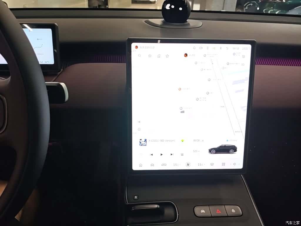 NIO ET5, 2025 13
