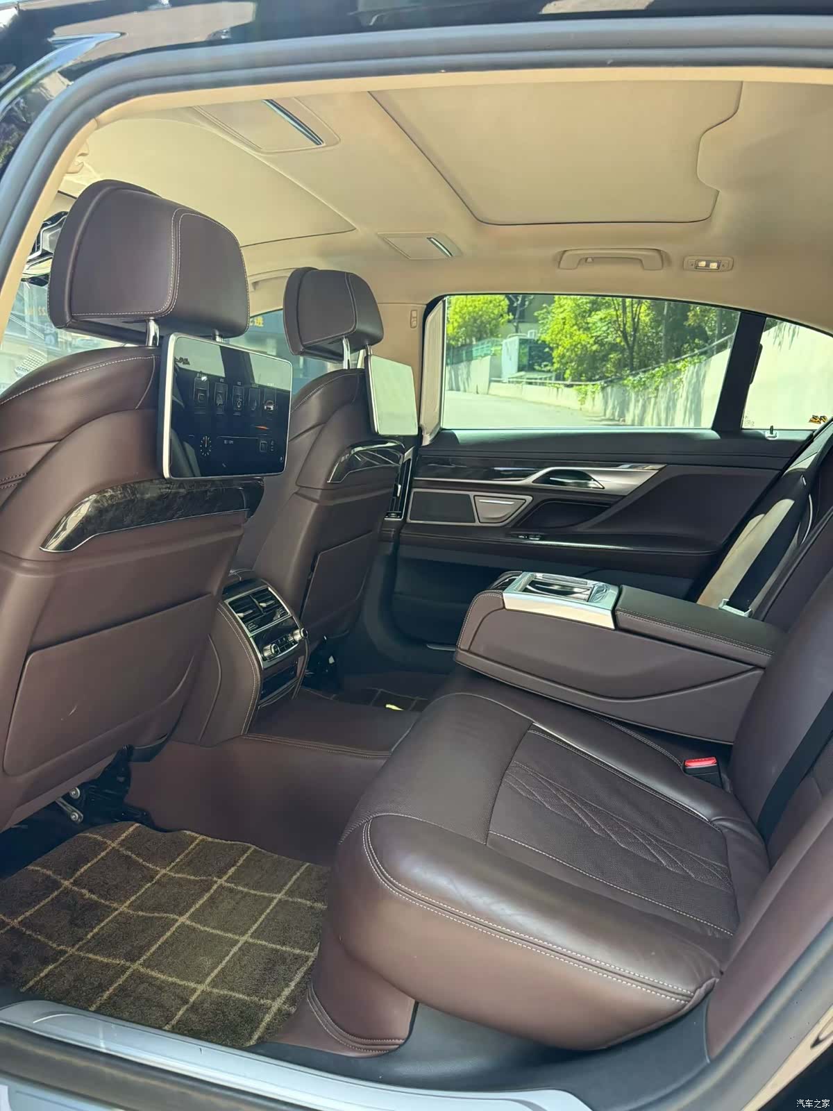 BMW 7 Series, 2016 6