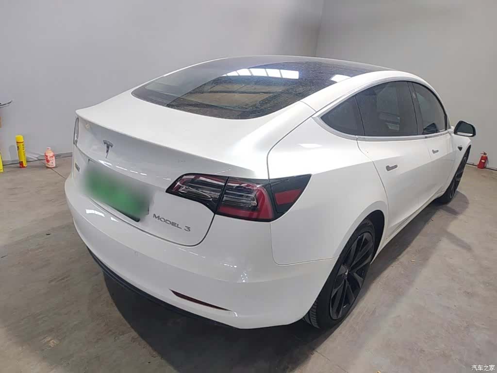 Tesla Model 3, 2021 все фото