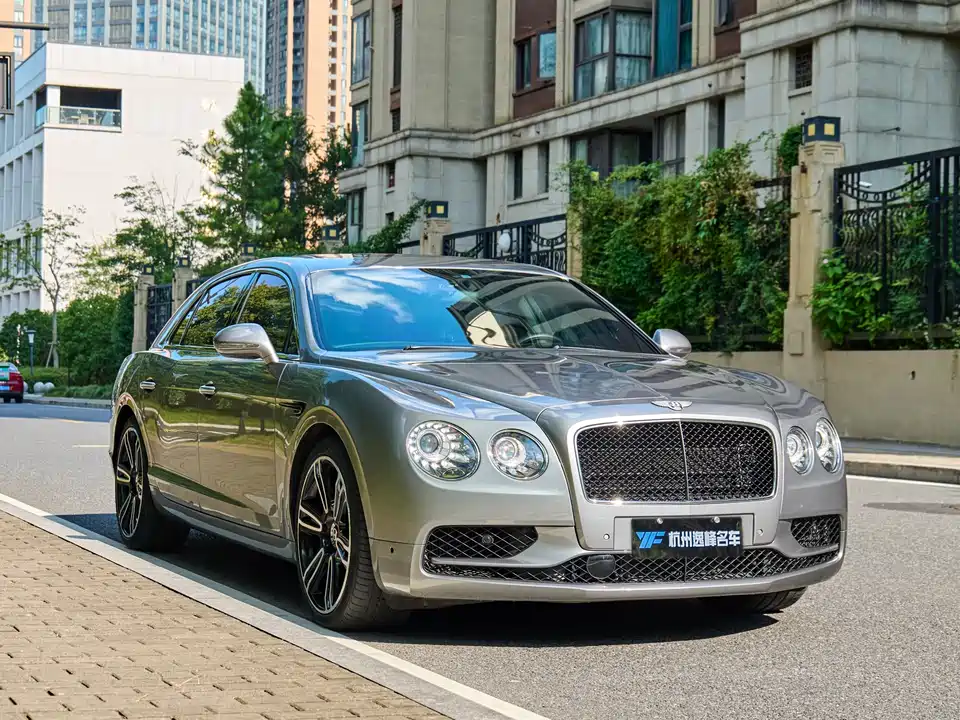 Bentley Flying