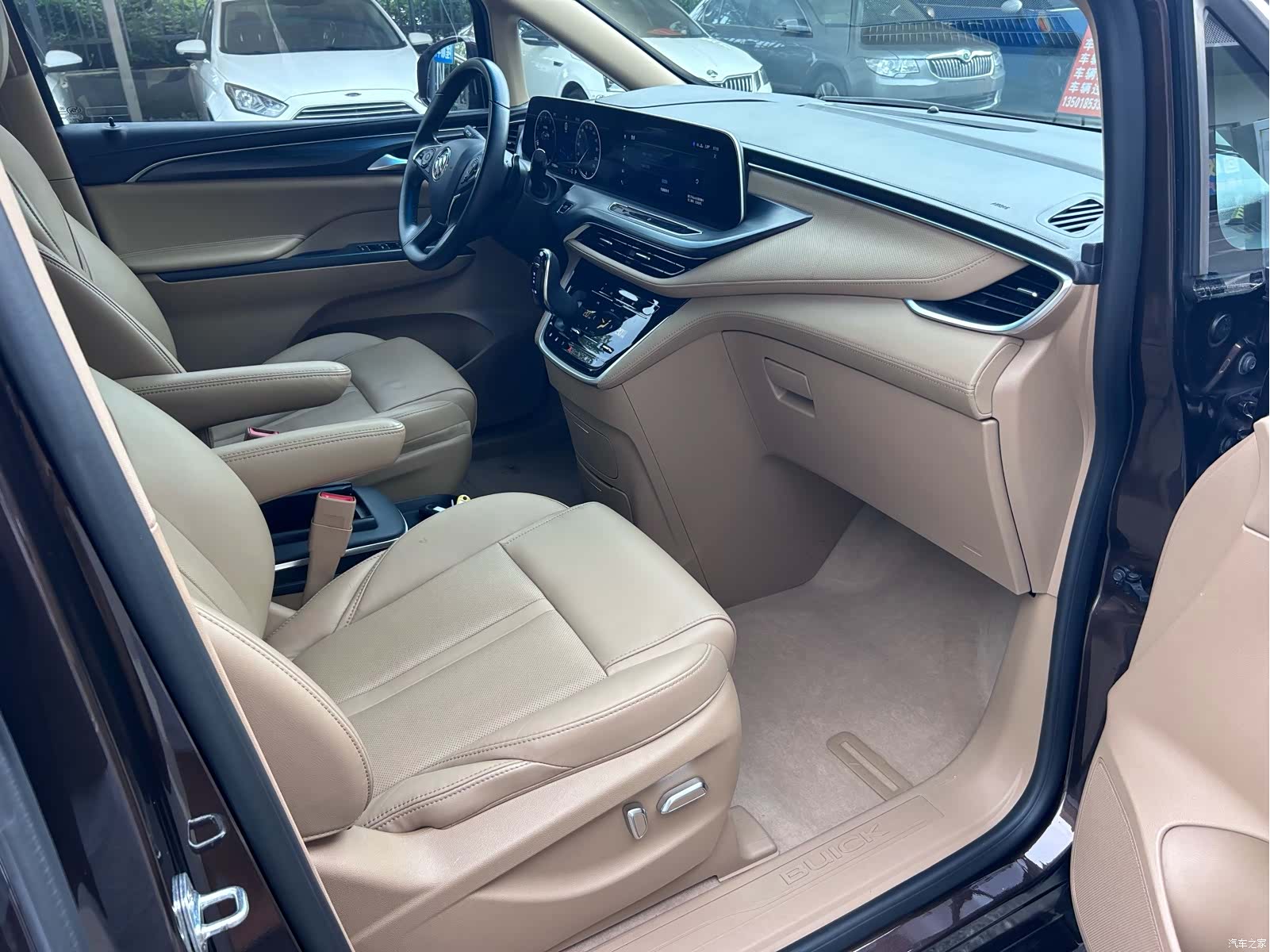 Buick GL8, 2021 12