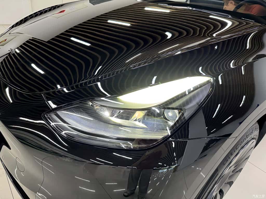 Tesla Model Y, 2021 6