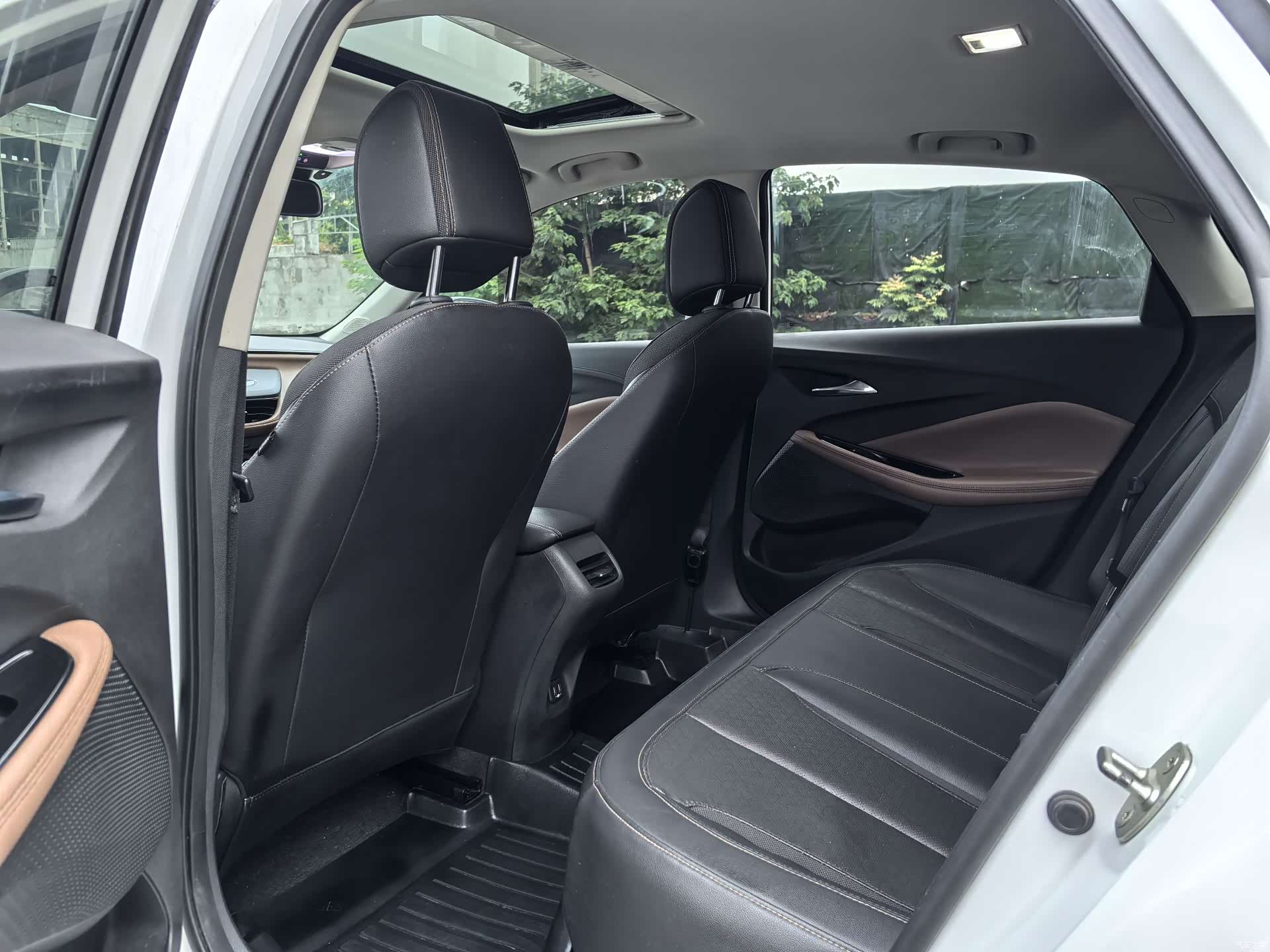 Buick Verano, 2023 11