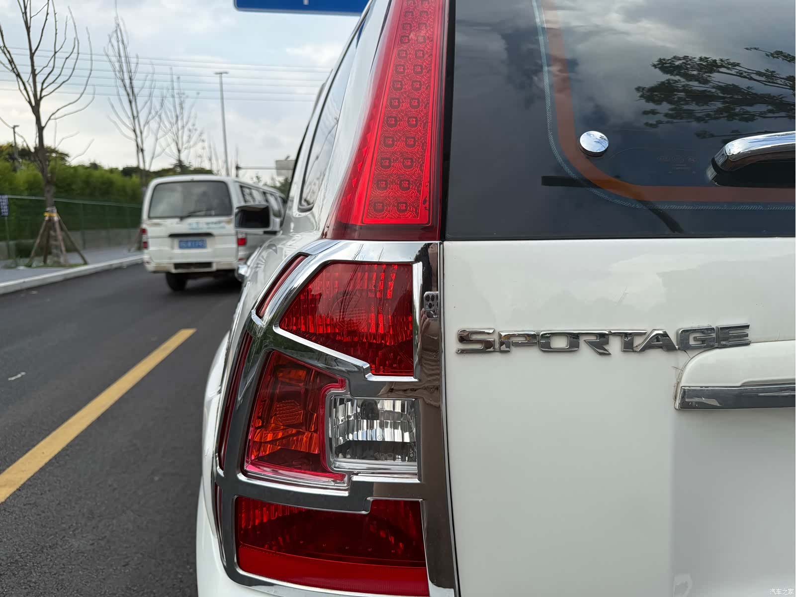 Kia GL, 2012 19