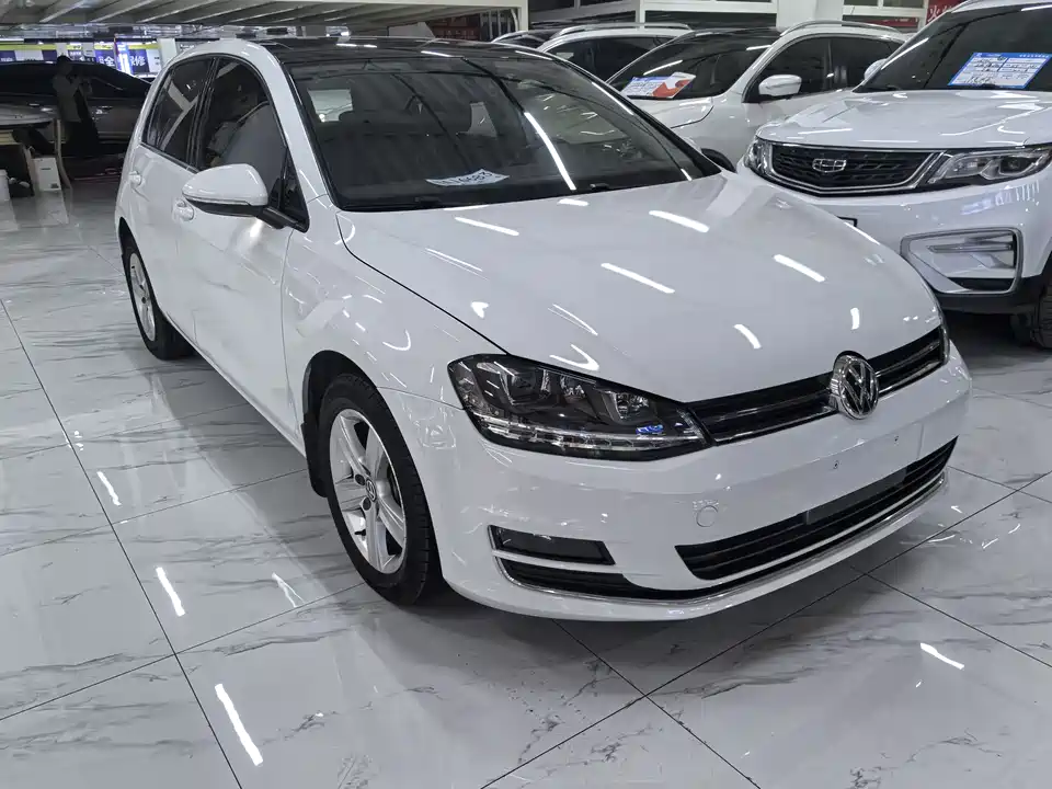 Volkswagen golf